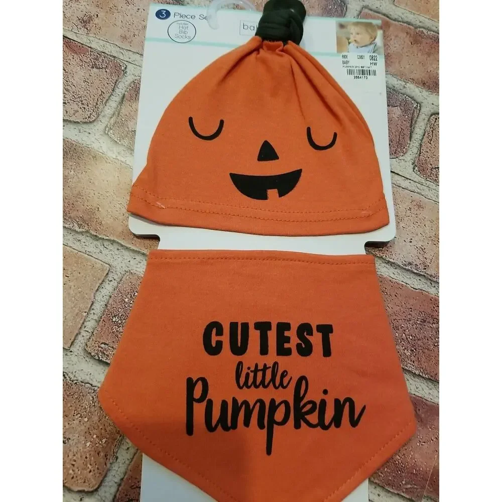 Halloween & Thanksgiving Baby 0-12mon 3‎ Piece Set Hat Bib Socks Lot of 2